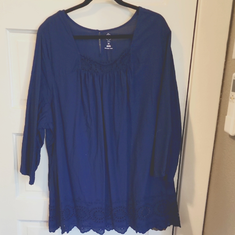 Women's Blue Top